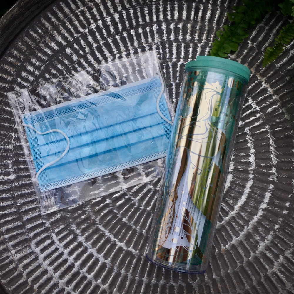 🧜🏼‍♀️ Starbucks travel cup 🌊 Mint & Gold - NWT